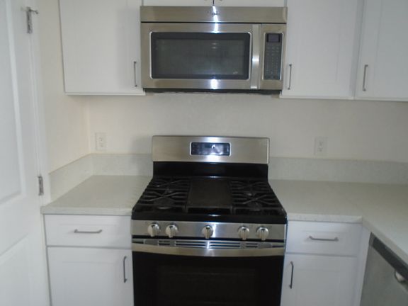 3rd image of 410 W Imperial Hwy #D87cbe929