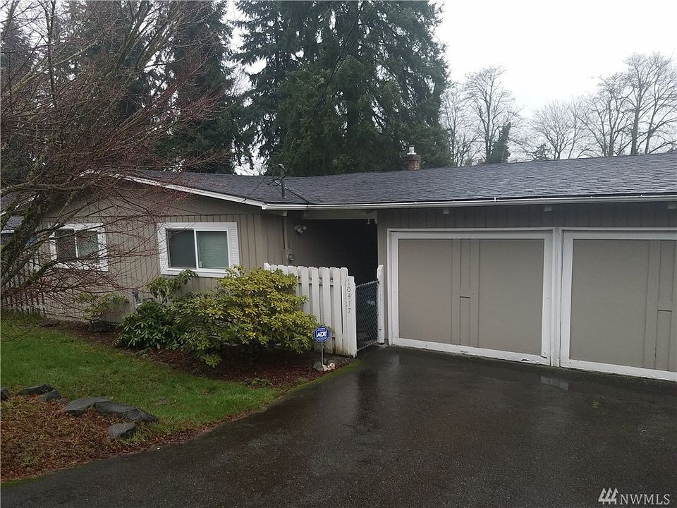 1st image of 10417 64th Ave E