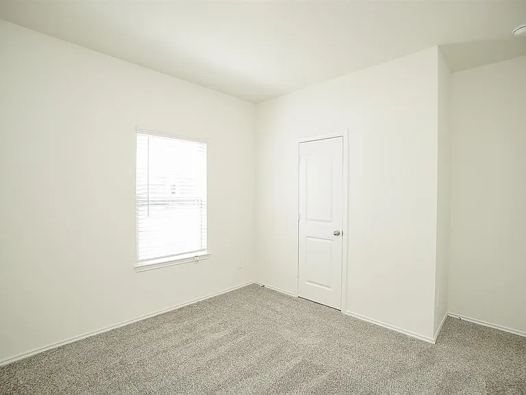 5210 Becker Hills Ln — Photo 17
