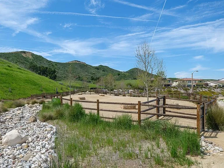 25085 Cypress Bluff Dr — Photo 45