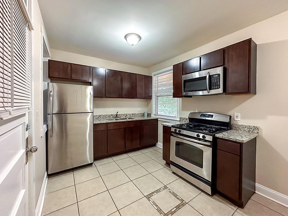 1st image of 2641 N Laramie Ave #2F