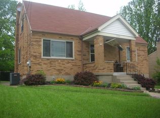 1795 Tuxworth Ave, Cincinnati, OH 45238