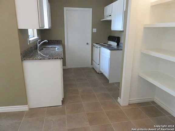 3rd image of 5819 Eagle Lake Dr