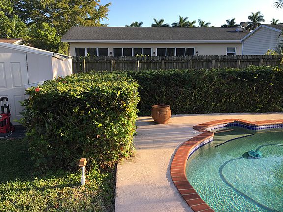 4th image of 9262 SW 182nd St