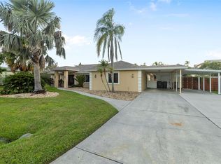 6454 Beechwood Ave, Sarasota, FL 34231