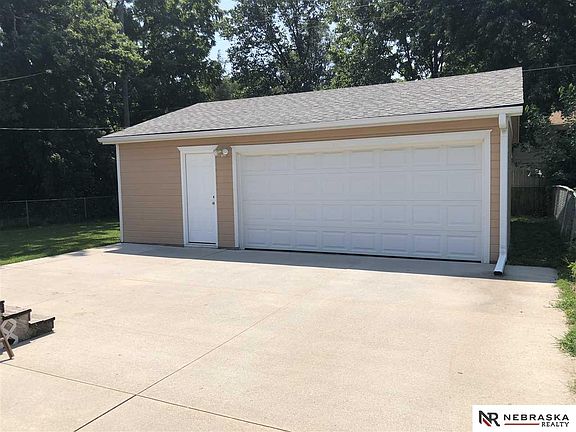 5th image of 4844 Marshall Dr