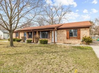 16911 General, Fraser, MI 48026