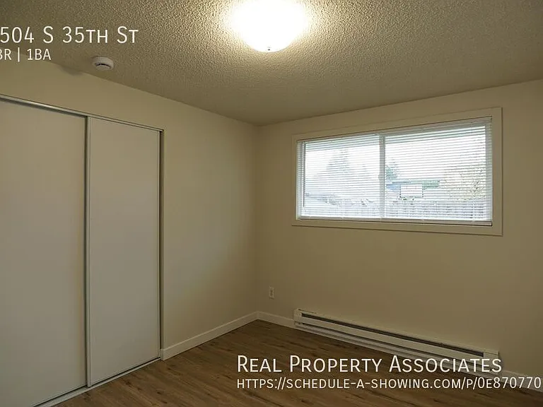 1504 S 35th St — Photo 9
