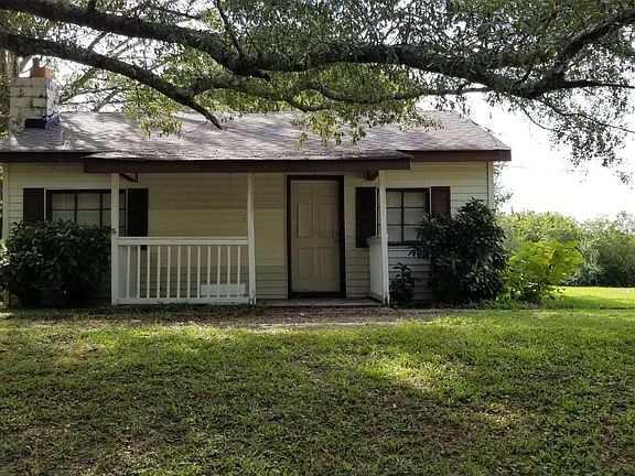 84 Fischer Road New Roof/Flooring