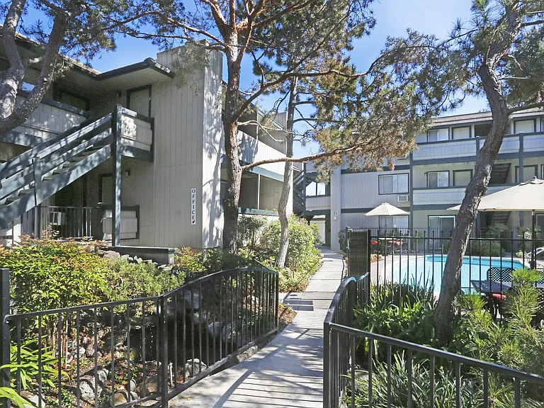 Koi Creek Apartments — Photo 11
