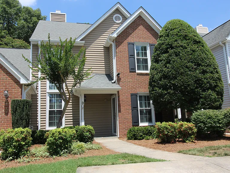 3 Cedar Knoll Dr — Photo 2