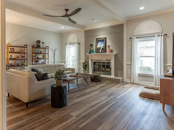 4621 Pinehurst Dr S APT E, Austin, TX 78747