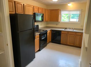 35 Fairmount Pl APT 10, Leominster, MA 01453