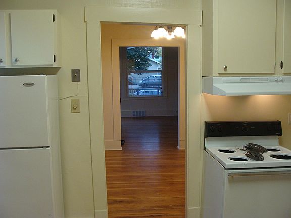 5th image of 7601 Rainier Ave S