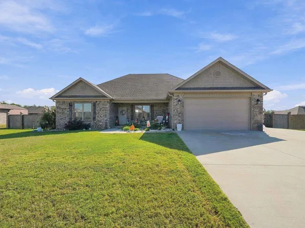 45 Bea St, Cabot, AR 72023