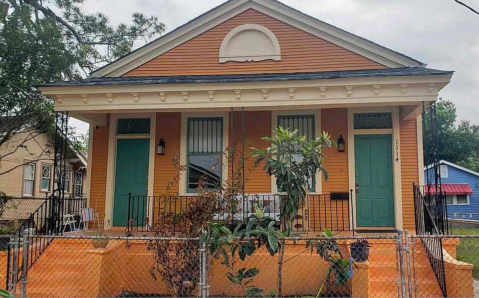 1st image of 1112 Teche St