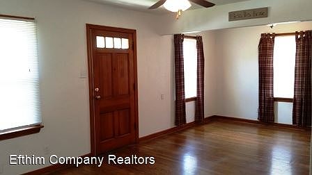 3rd image of 10626 Saint Philip Ln