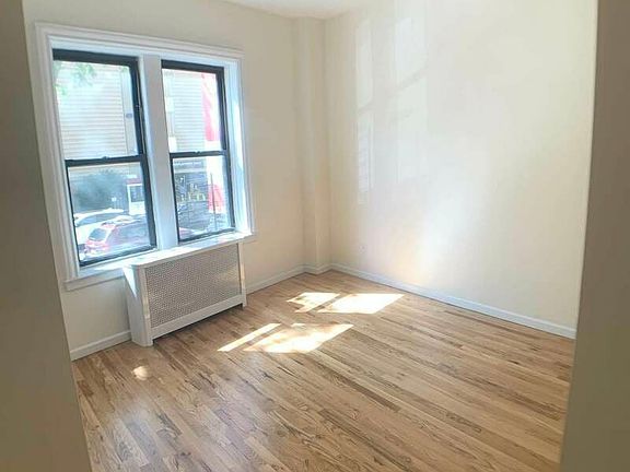 5th image of 128 Fort Washington Ave APT 1K