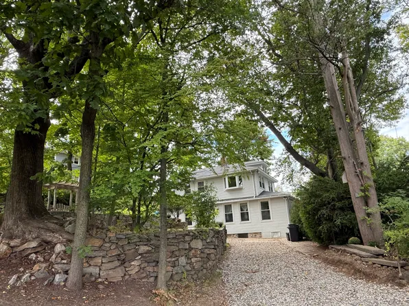 3 Grandview Avenue, Norwalk, CT 06850