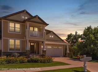 675 Aquila Dr, East Lansing, MI 48823