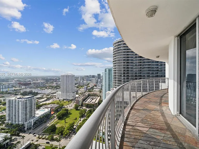 1750 N Bayshore Dr #4315 — Photo 6