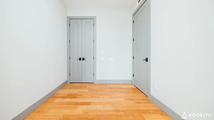 Rented by Nooklyn NYC LLC | media 17