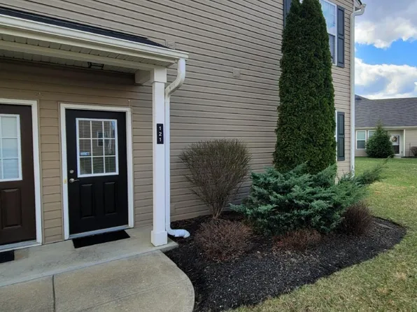 121 Woodside Park Dr, Amelia, OH 45102