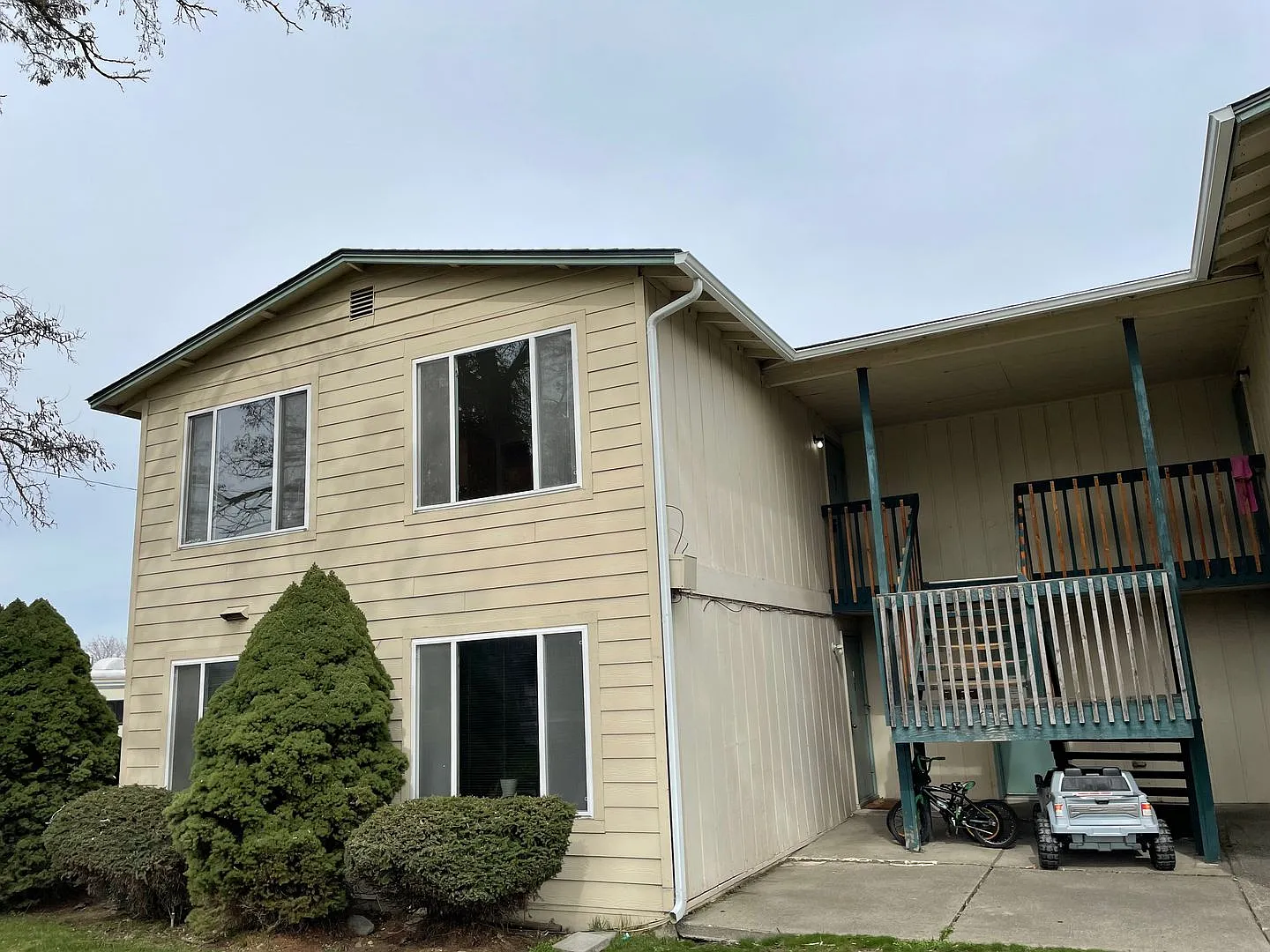 1703 E Cataldo — Photo 3