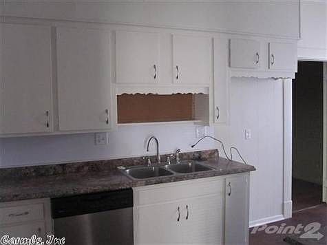 3rd image of 901 W 34th Ave