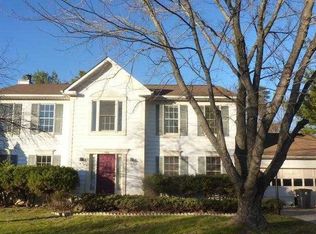 11900 Frost Dr, Bowie, MD 20720