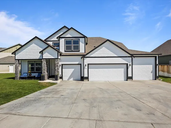 874 Pikes Peak Dr, West Richland, WA 99353