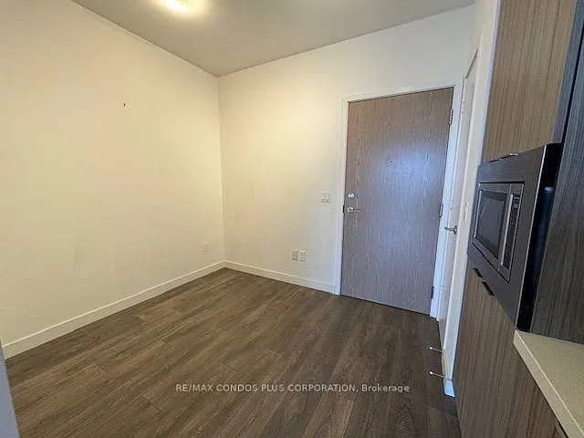 215 Queen St W #1202 — Photo 9