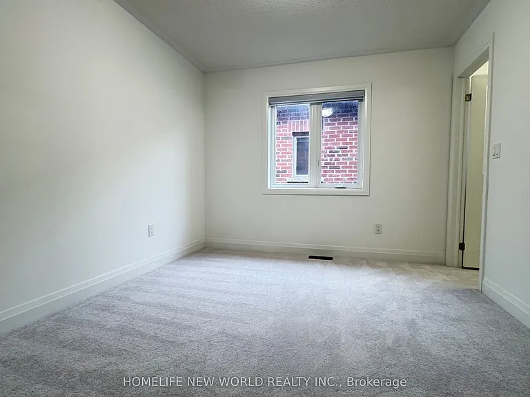 33 Marlene Johnston Dr — Photo 16
