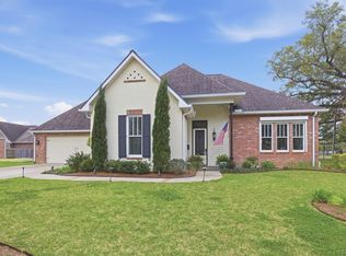 4510 Five Oaks Dr, Lake Charles, LA 70605