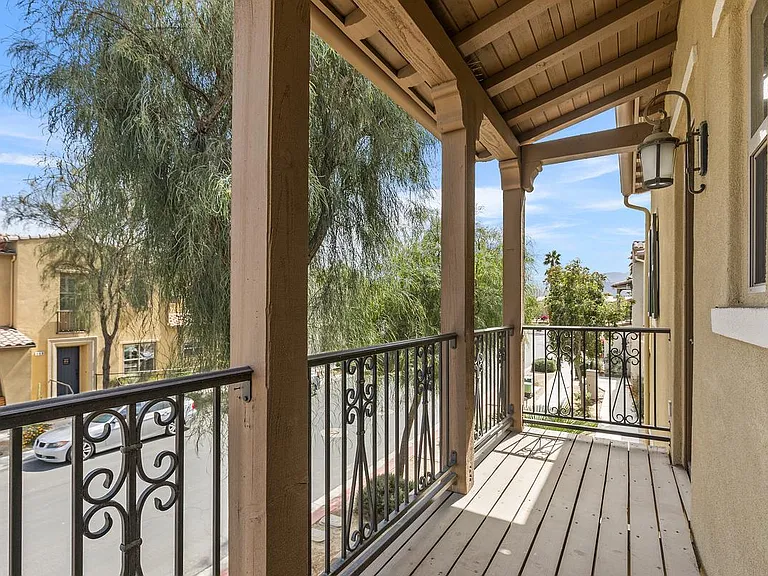 245 Paseo Gregario — Photo 17