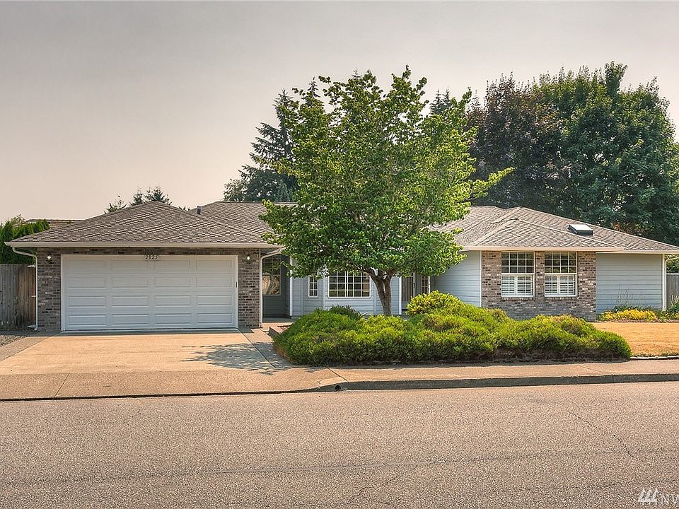 1st image of 2825 41st Way SE