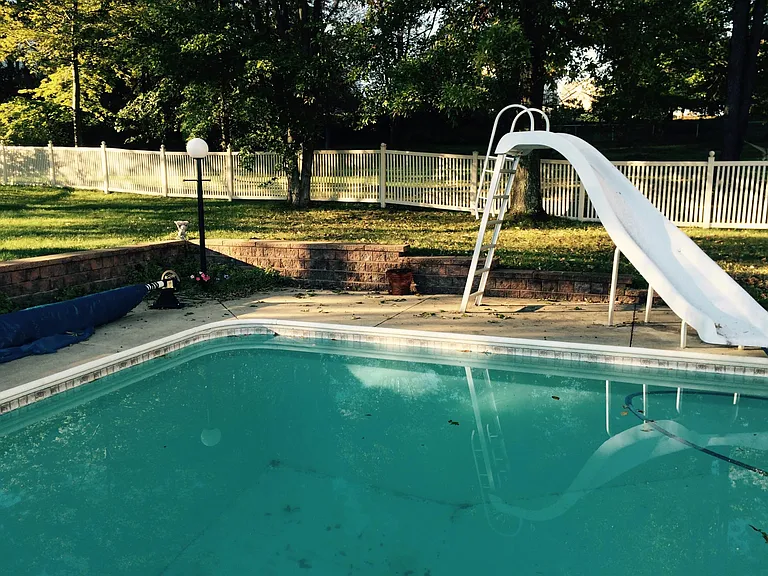 305 Village Ct — Photo 12