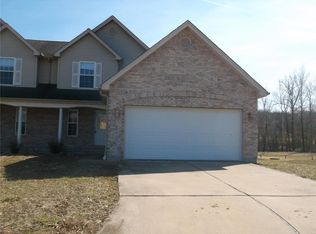 22 Bogey Ln, Union, MO 63084