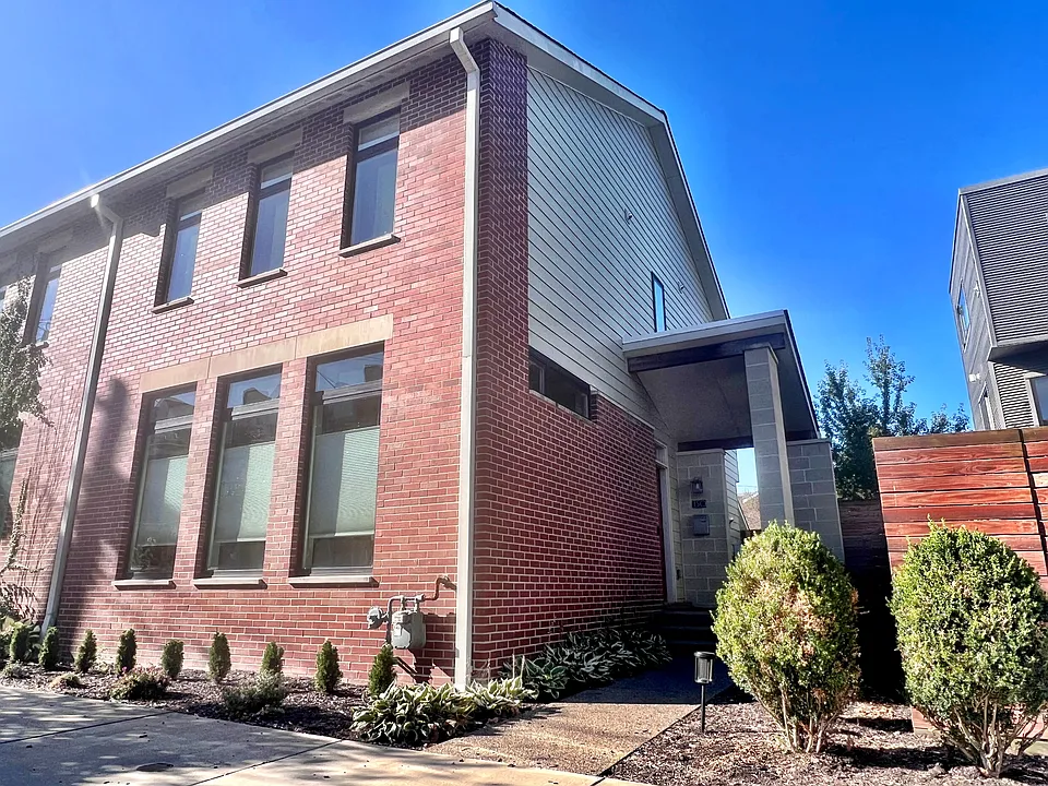 130 Home St