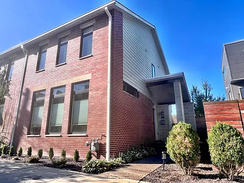 130 Home St Photo 1