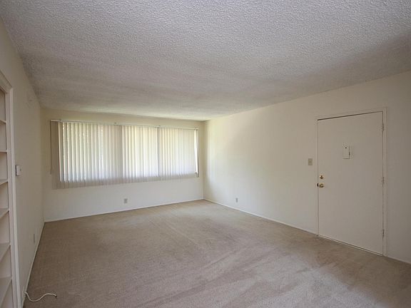 5th image of 245 W Colorado Blvd APT 17B