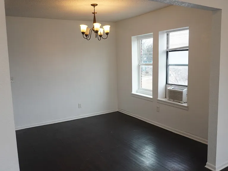 2704-2706 Benton Blvd #3N — Photo 6