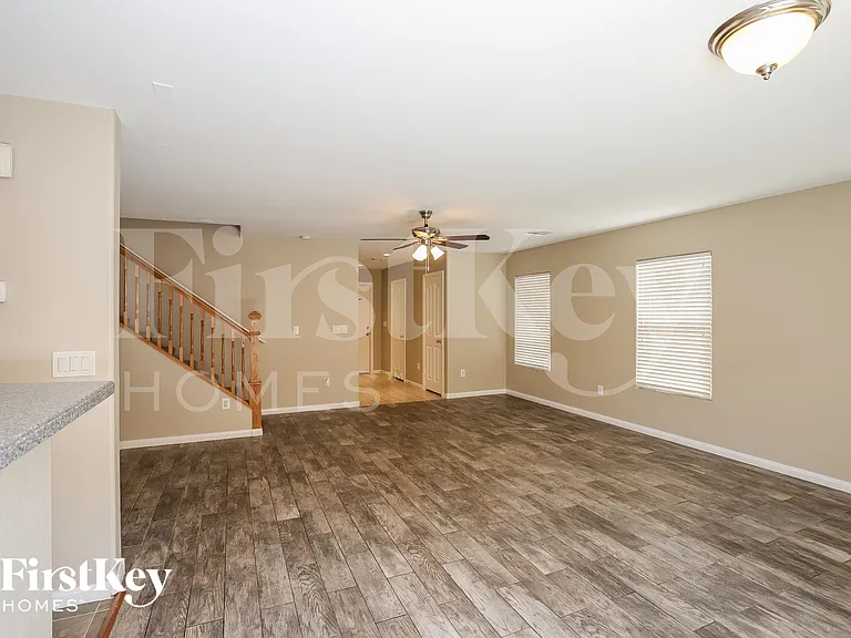 5825 Feral Garden St — Photo 4