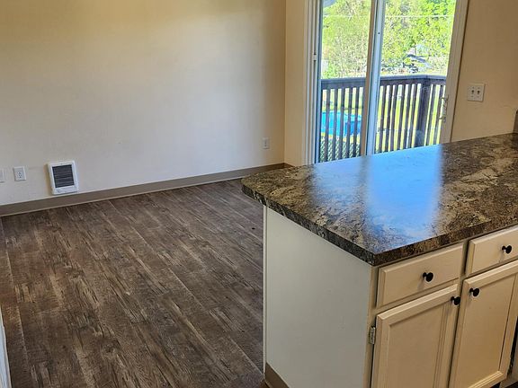5th image of 23 S Moen St #23