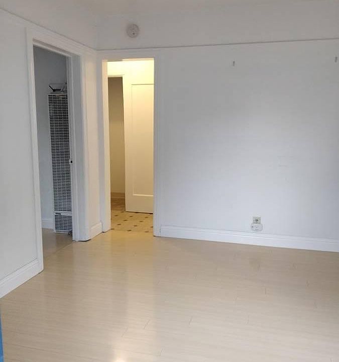 1st image of 1120 Park Ave #B