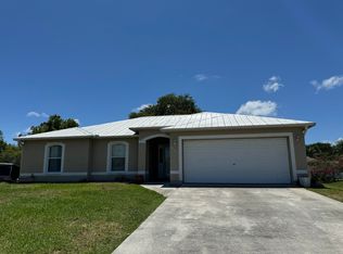 1489 Whitmore St, Sebastian, FL 32958