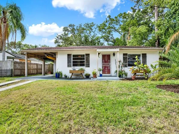 511 San Jose Dr, Dunedin, FL 34698