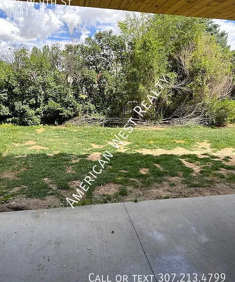 25 W 9th St — Photo 16