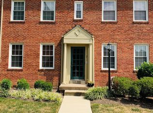 7 Russell Rd APT A, Alexandria, VA 22301