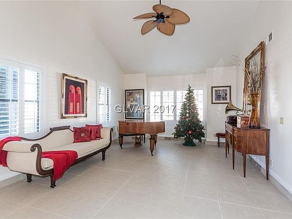5th image of 912 Portulaca Ct